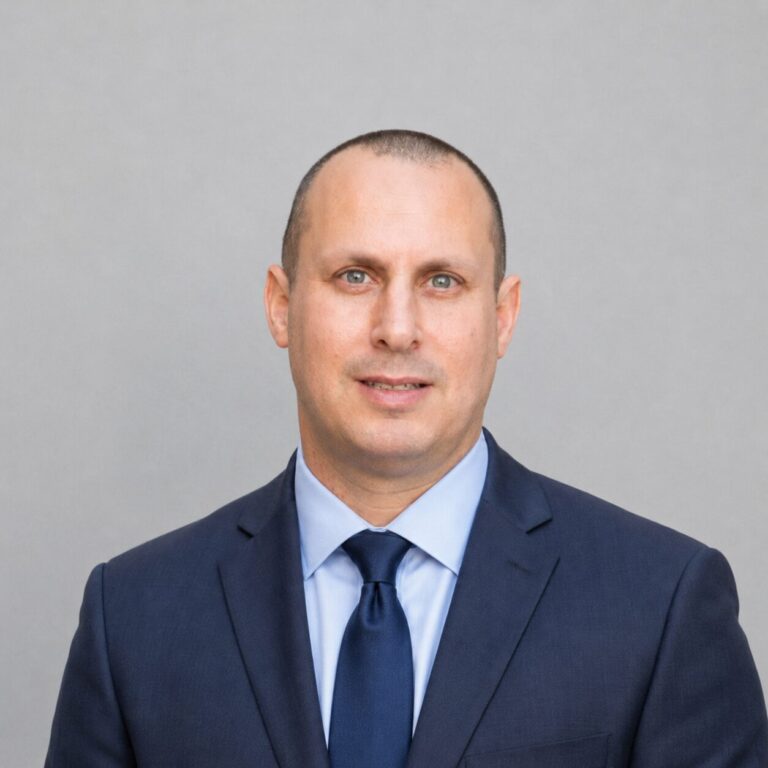 איתן יבלונסקי, עורך דין ושמאי מקרקעין מומחה לעסקאות נדל״ן מורכבות